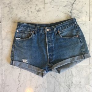 Levi’s 501 High Waisted Shorts 34”